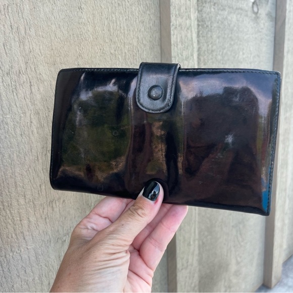 Authentic Vintage CHANEL French Purse - Black Patin Leather 1994-1996 - Picture 2 of 11